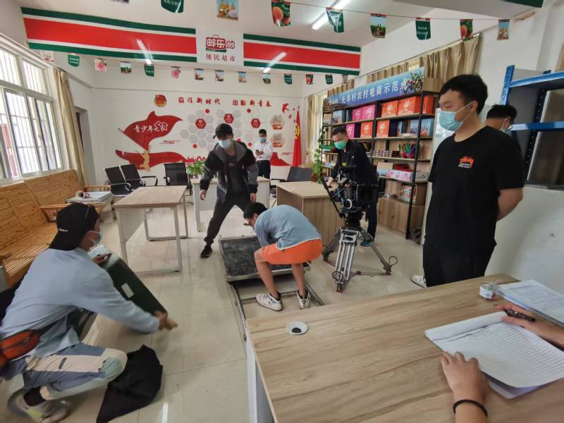 米易县广告片拍摄公司：极简主义践行者，少即是多的视觉哲学